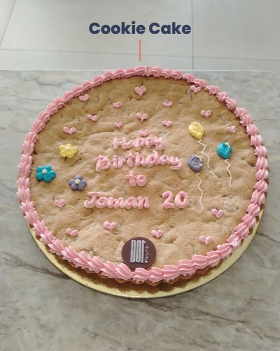 كيك عيد ميلاد من دوت كيك آرت في الأحساء والخبر