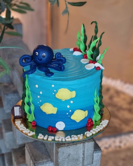 كيك عيد ميلاد من دوت كيك آرت في الأحساء والخبر