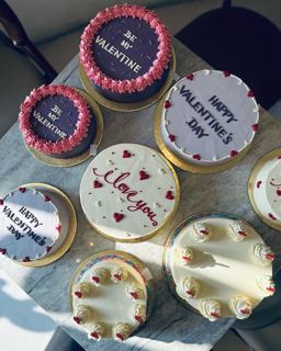 Assorted mini Valentine's cakes, by DOT Cake Art