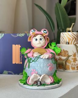 DOT Cake Art 出品：立体蛋糕，粉色恐龙装宝宝