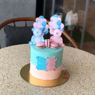 DOT Cake Art 出品：蓝粉蛋糕，小熊气球，性别揭晓