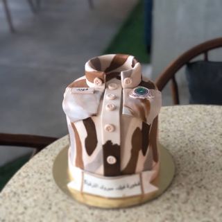 DOT Cake Art 出品：迷彩军装造型蛋糕