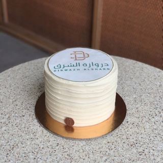 DOT Cake Art 出品：白色纹理蛋糕，带东方之门标志